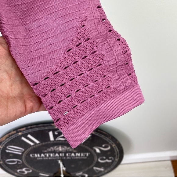 Gymshark Pink Laser die cut workout leggings size S - Picture 6 of 9